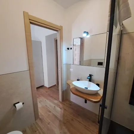 Monte Olimpo Apartment *